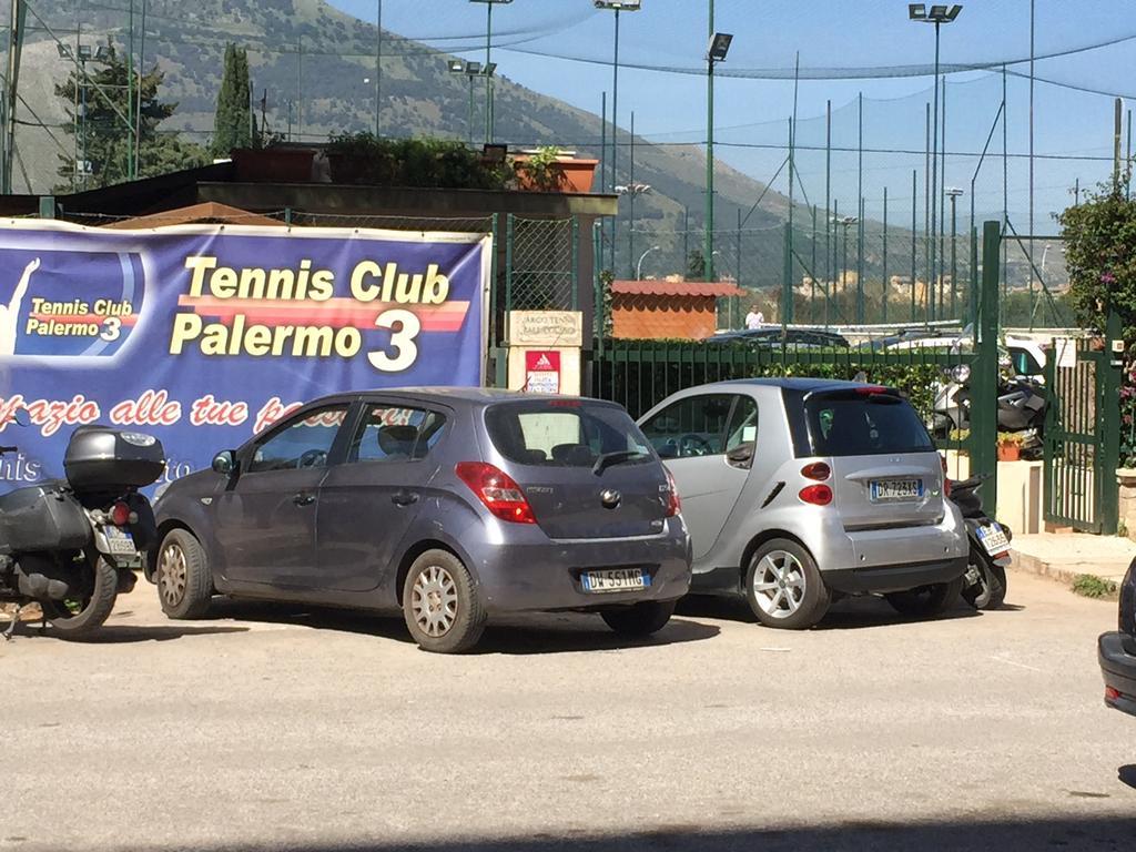 La Casa Del Dottore Палермо Екстериор снимка
